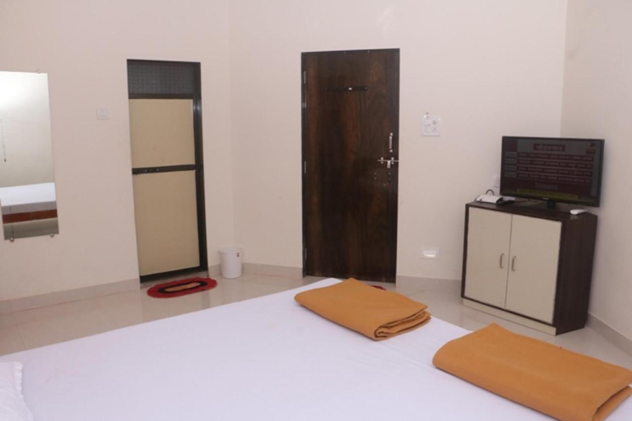 Suma Beach Resort Dapoli Ngoại thất bức ảnh